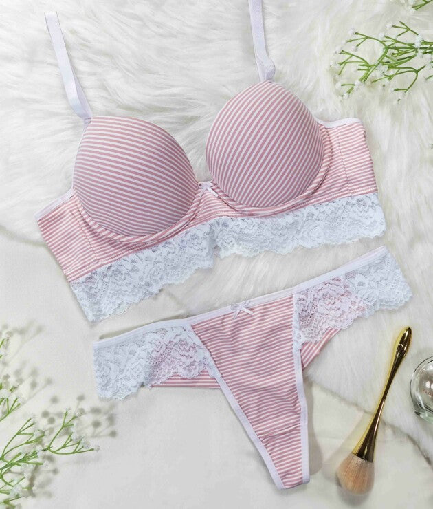 Conjunto de Bojo Estampado com Renda Vazada – Stella